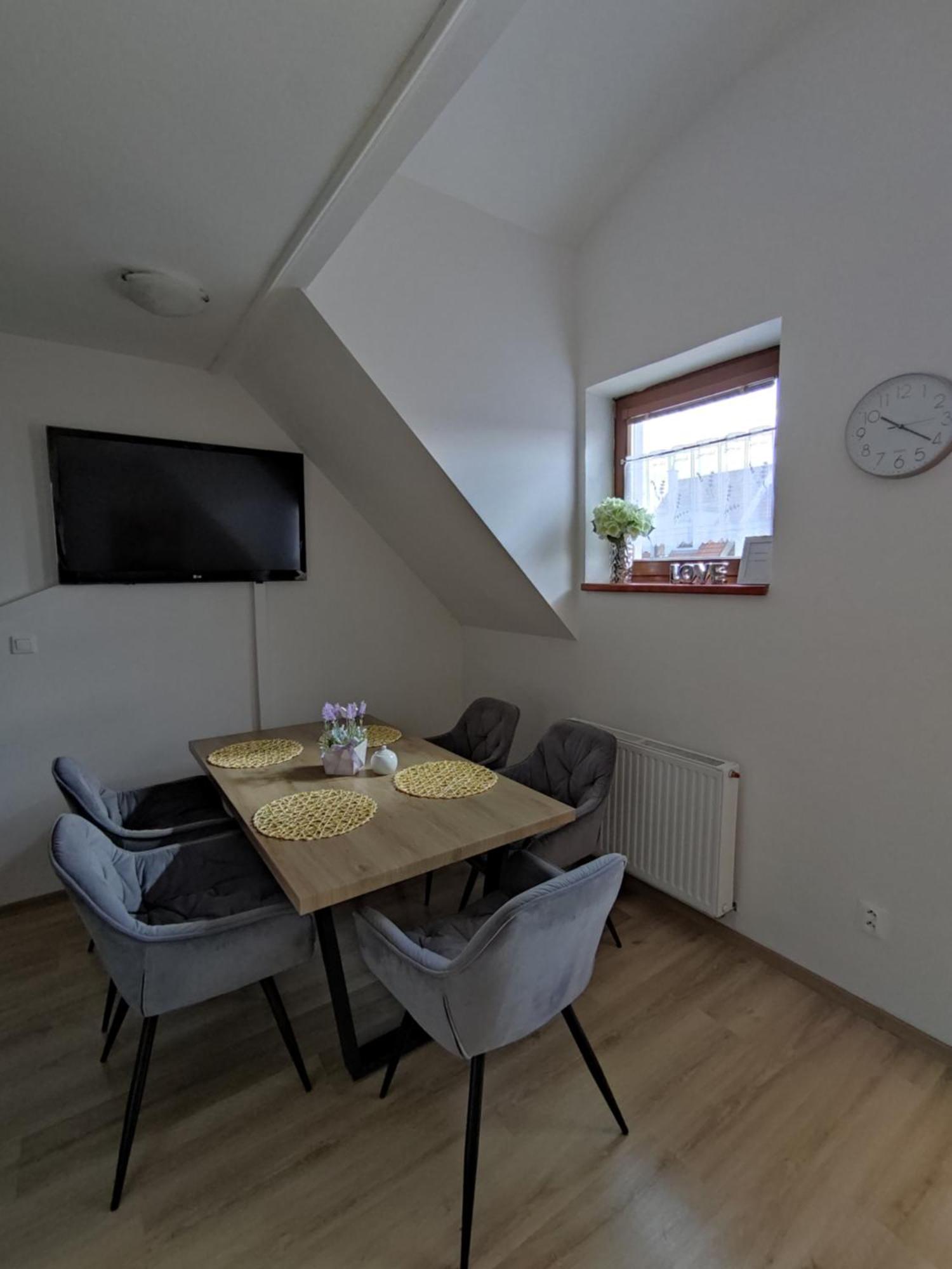 Apartmán Ubytovani Ema Valtice Exteriér fotografie